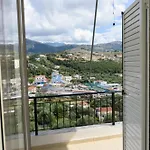 Vasili's Family Χειμάρρα