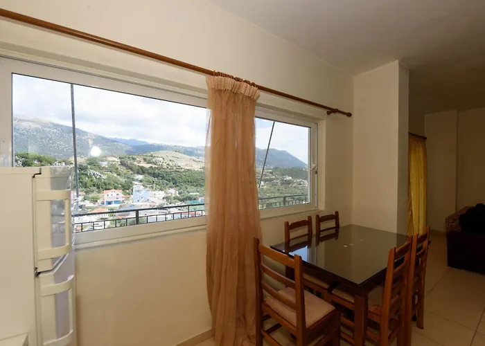 Apartment Vasili's Family Himare